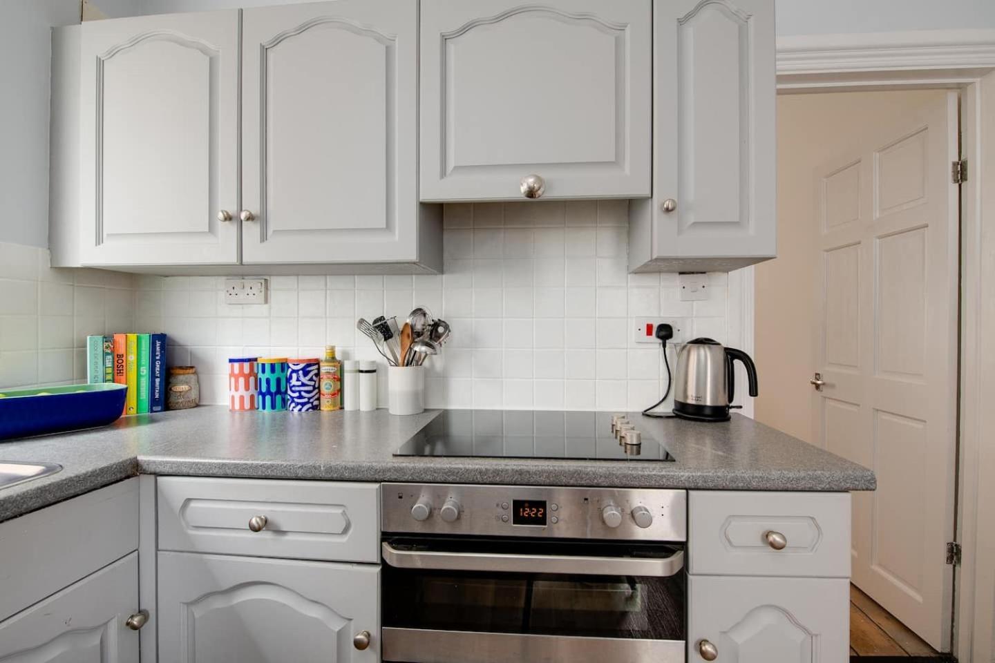 Contemporary, spacious&central 5B perfect for groups Portsmouth Exterior foto